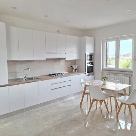 Mimi Luxury Апартаменты *