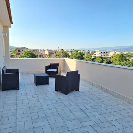 Mimi Luxury Апартаменты