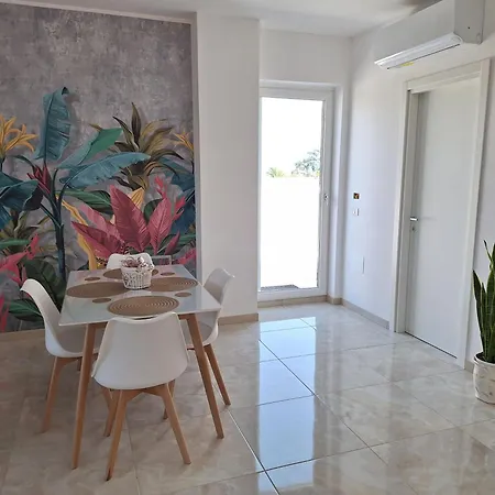 Mimi Luxury Апартаменты